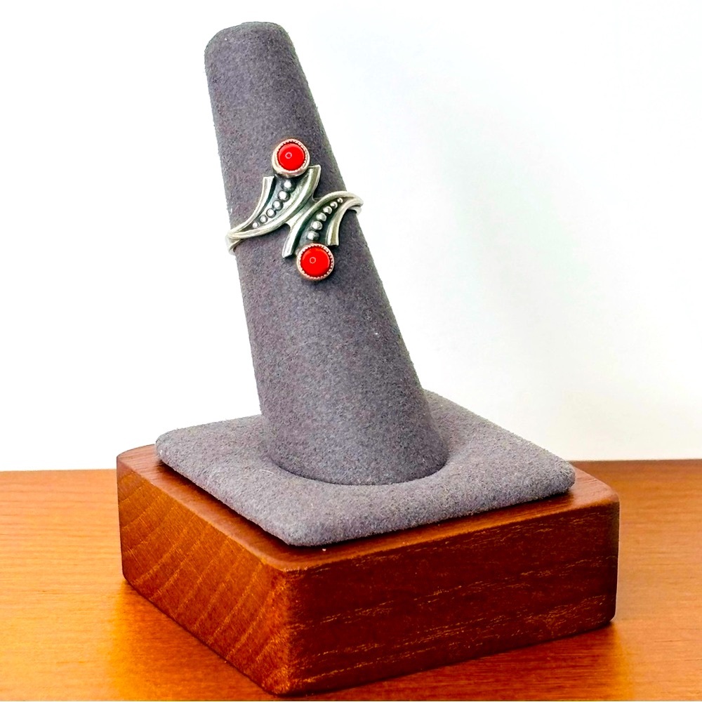 Vintage Art Deco Red and Silver-plated Ring Size 6.5